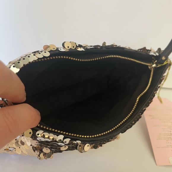 Victoria's Secret Sequins Gold/Silver Clutch Bag Purse, Cosmetics Pouch NEW - Picture 2 of 3